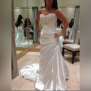 Demetrios Collection Wedding Dress